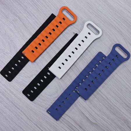 Silicone Link strap with 22mm modern buckle