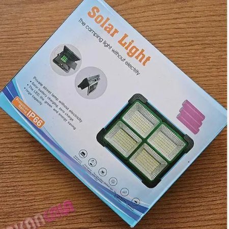 پروژکتور خورشیدی سولار 288 ال ای دی 6 باتری قابل تعویض solar 228 led